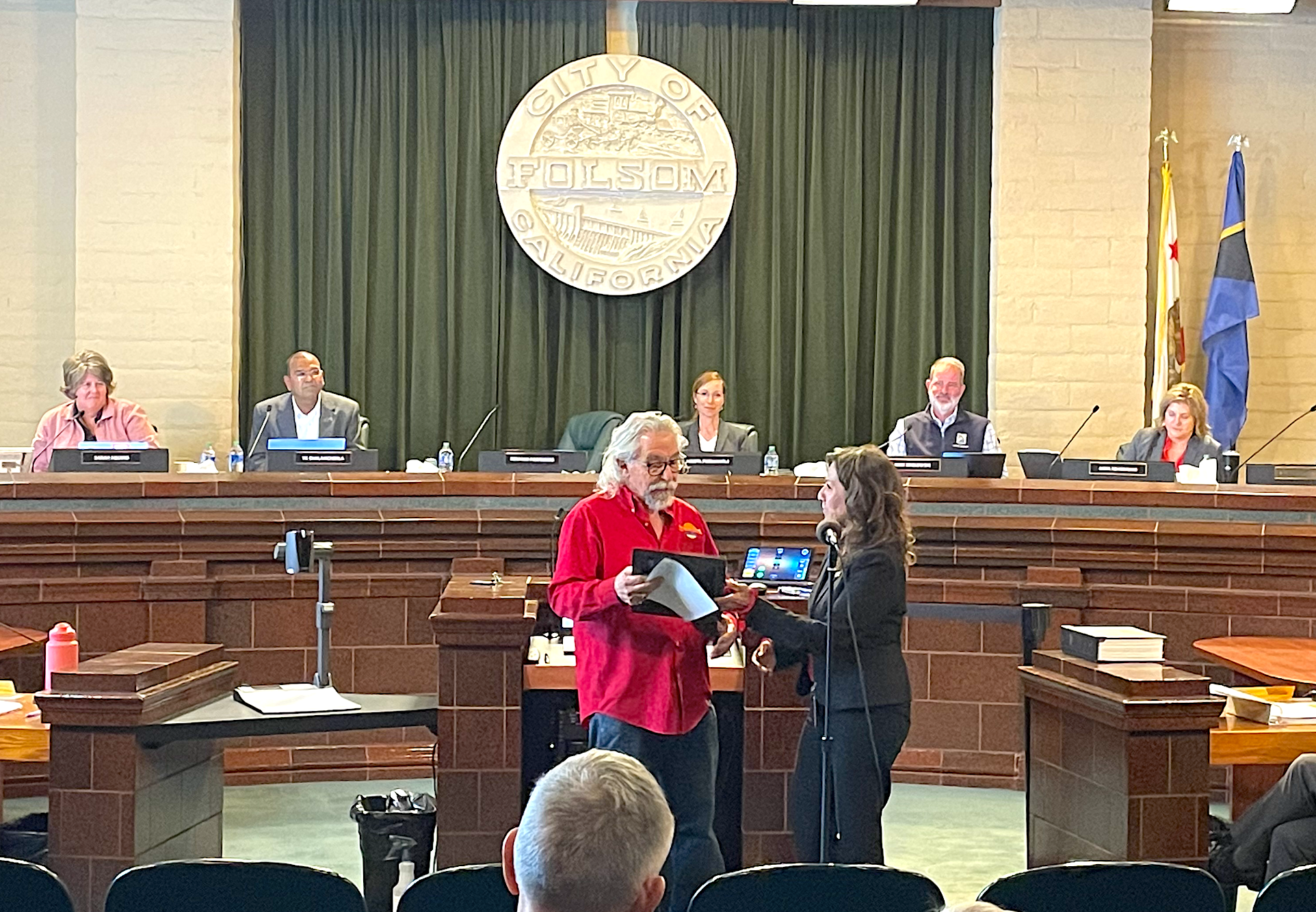 Folsom Council honors longtime restaurateur  