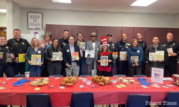 City leaders join Folsom students to celebrate reading