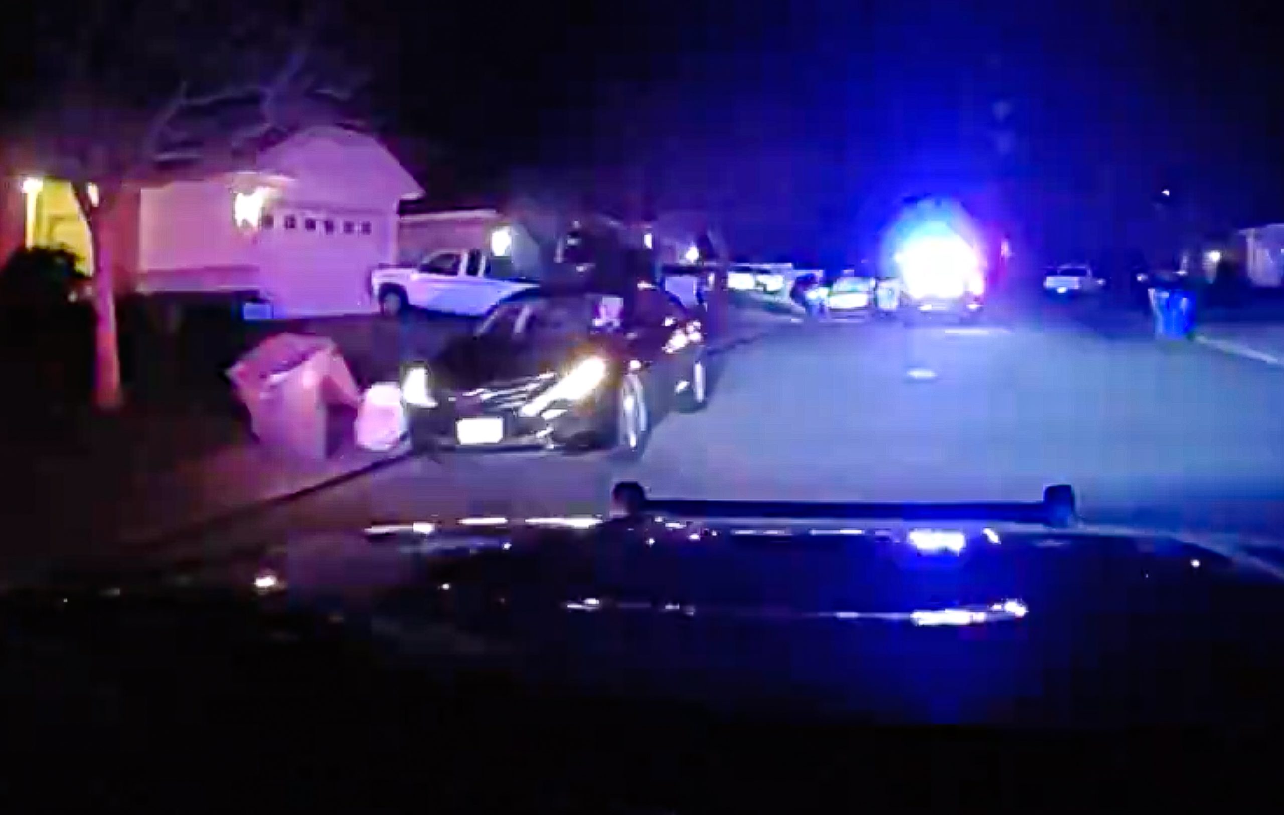 VIDEO: Fleeing suspect crashes into Folsom police car