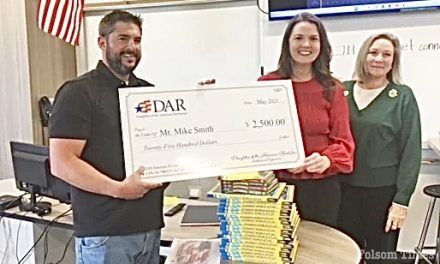 El Dorado Hills teacher receives National DAR grant award
