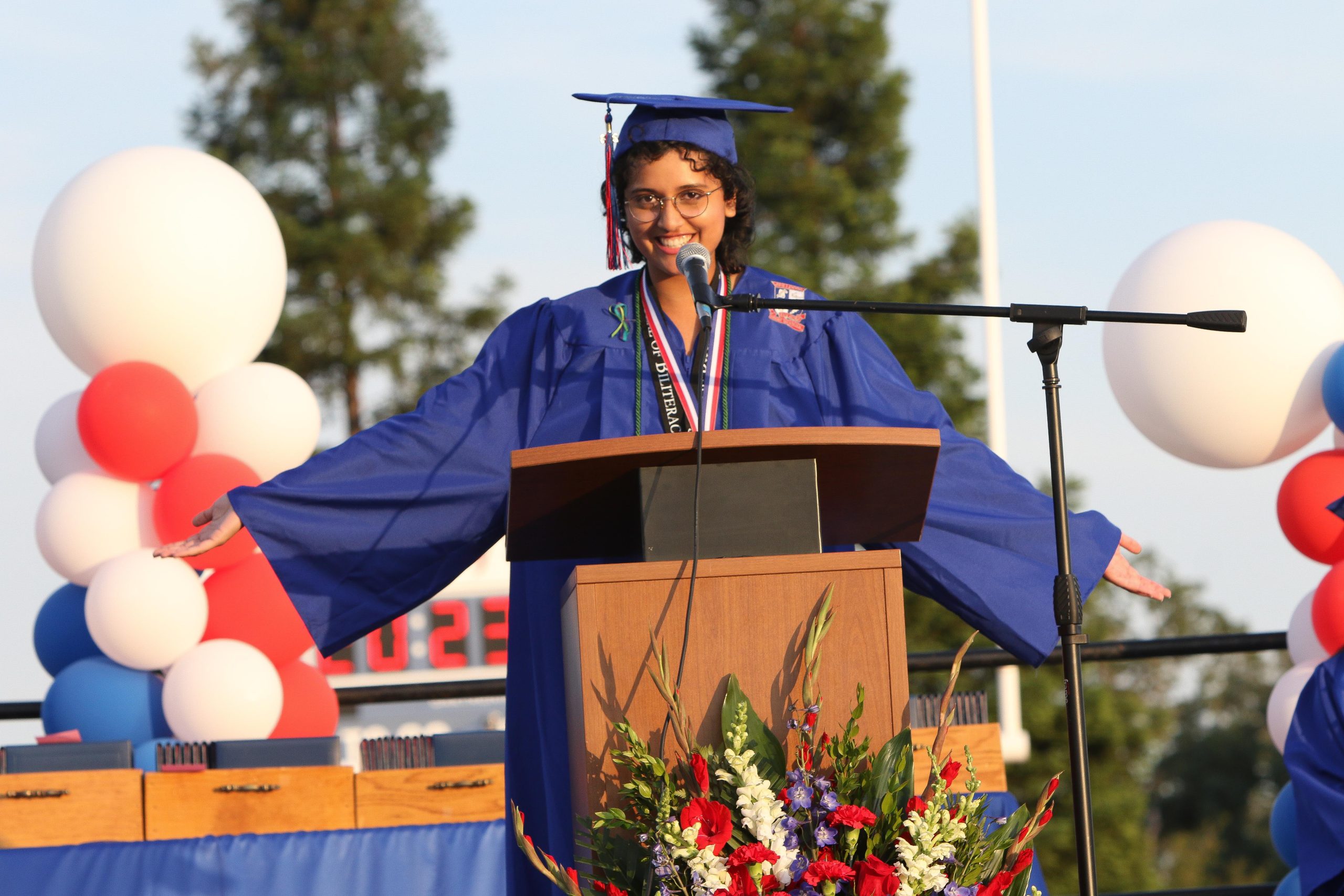 Folsom High presents 673 students as class of 2023