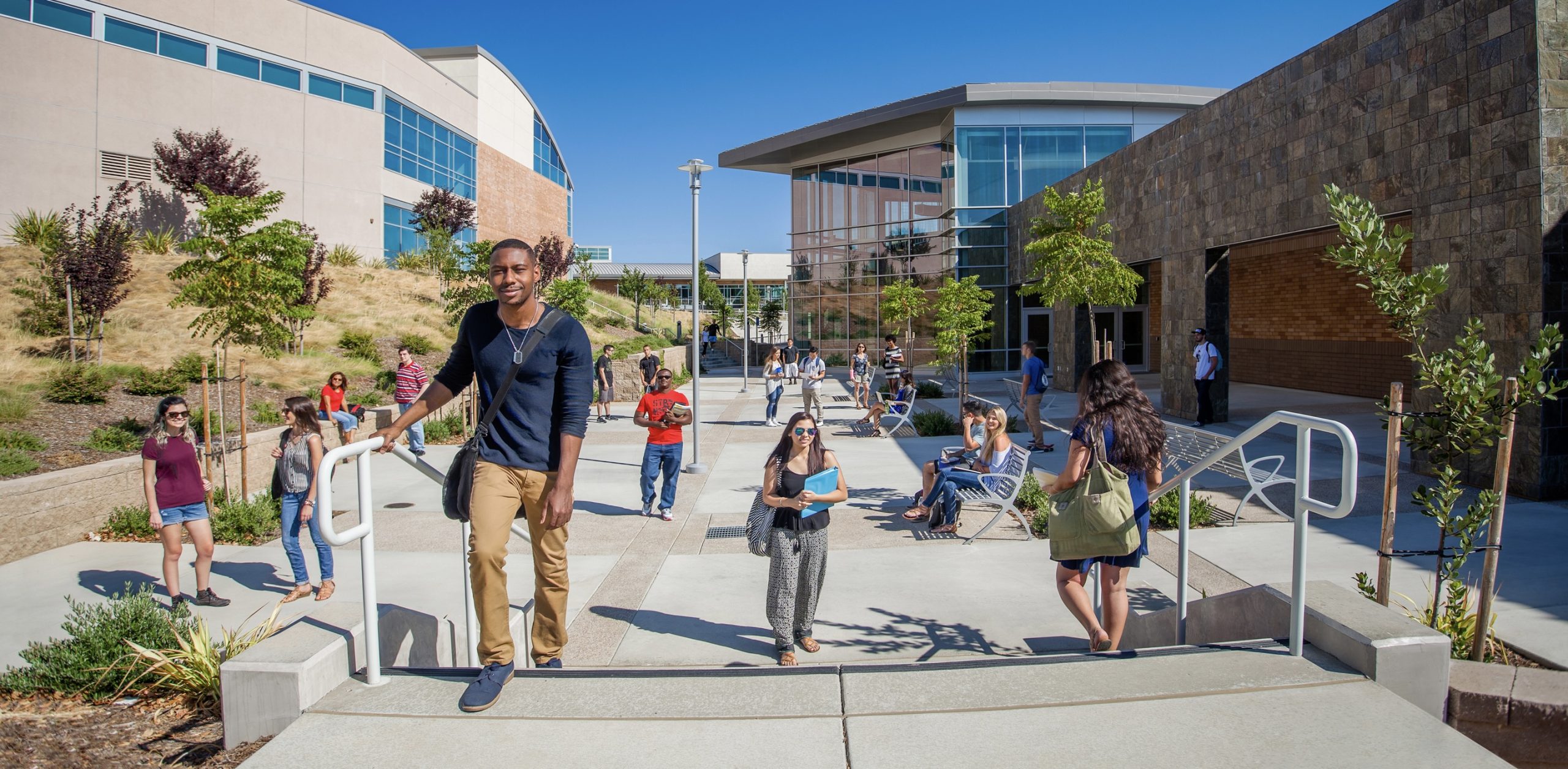 Folsom Lake College hits milestone of 10,000 students 