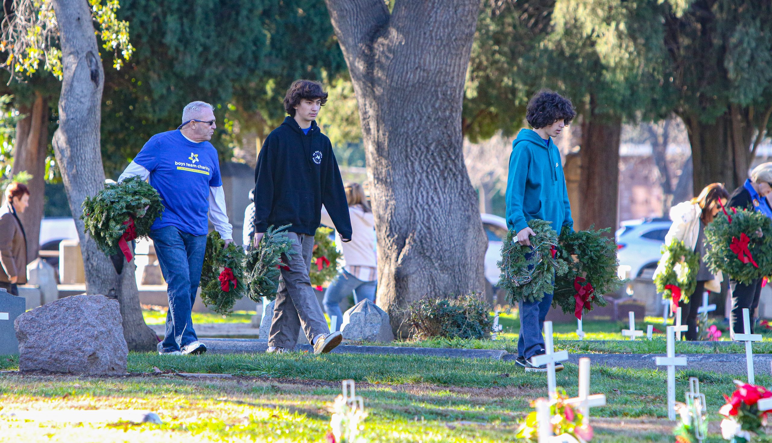 Folsom remembers its fallen on Wreaths Across America Day