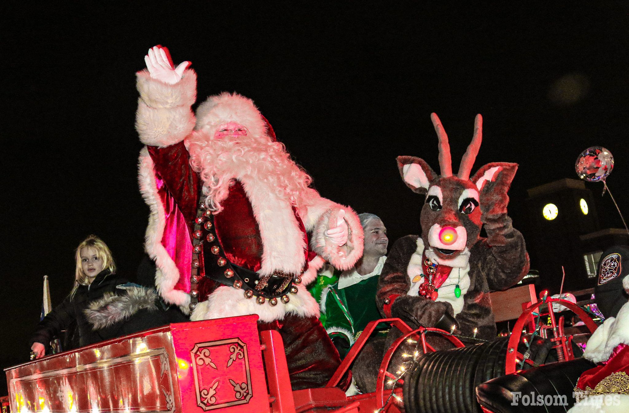 Santa makes grand arrival at Historic Folsom tree lighting Folsom Times