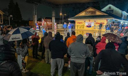 Rain can’t dampen Folsom Bulldogs community championship celebration