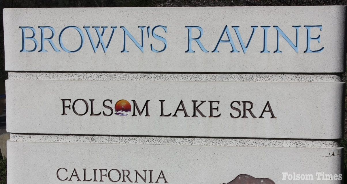 Pipe break sends sewage into Folsom Lake at Browns Ravine 