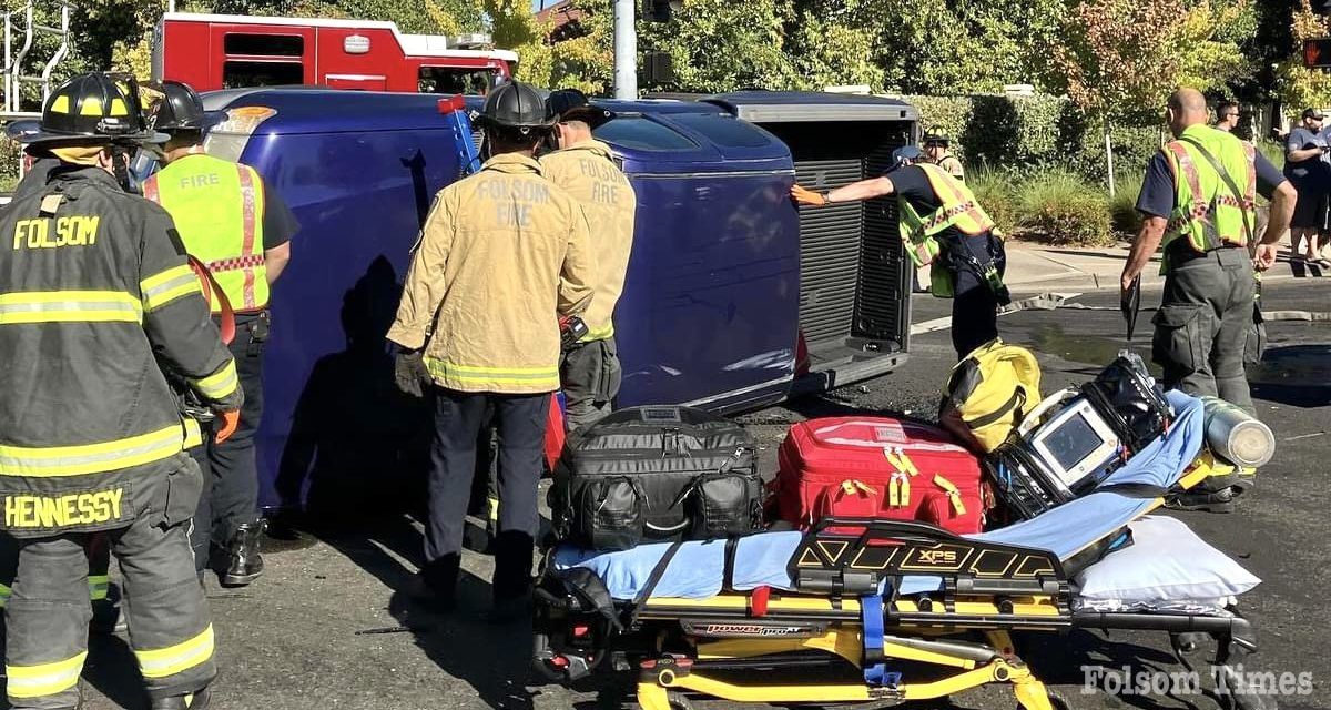 One trapped, injured in Oak Avenue Parkway traffic collision