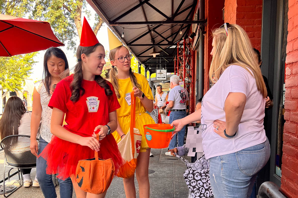 Festifall brings a crowd for Halloween fun to Historic Folsom