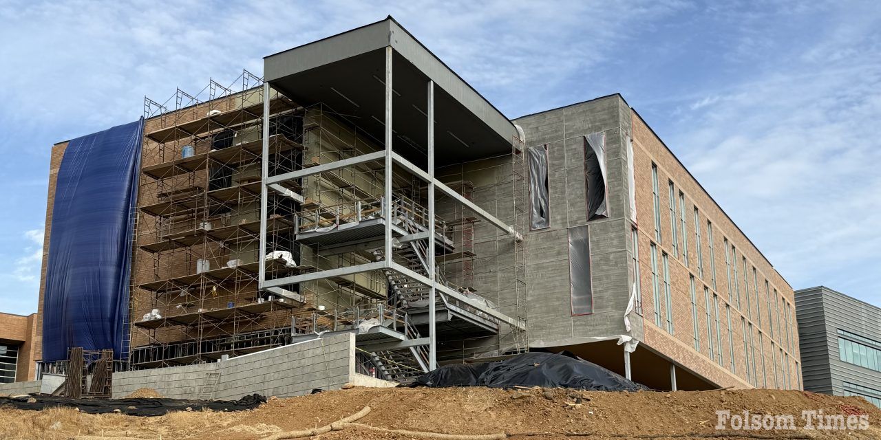 Rising Folsom Lake College science building on schedule for 2025