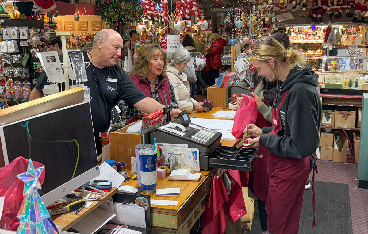 A day to celebration local: Small Business Saturday returns Nov. 29