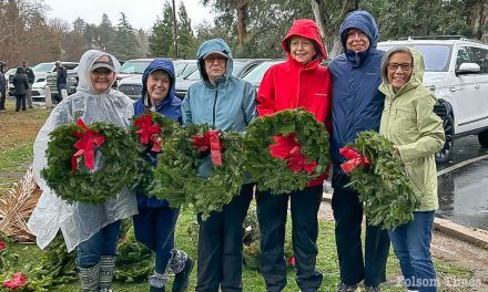 Despite storm,Folsom’s fallen honored on Wreaths Across America Day