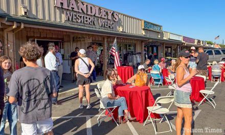 Folsom Pro Rodeo volunteers celebrated in Handley’s tradition