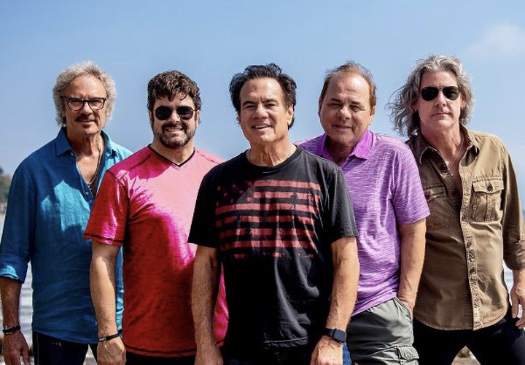 Pablo Cruise sails into Helwig Winery with timeless Yacht Rock vibes