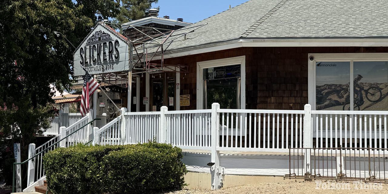 Folsom Police investigating homicide outside local bar
