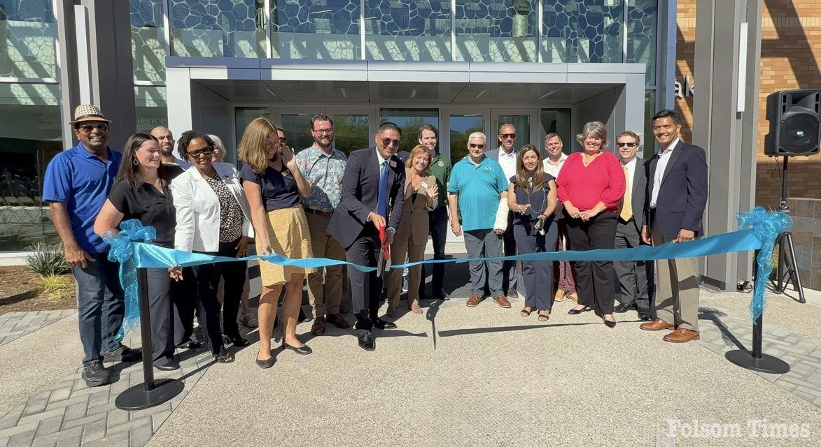 First look: Folsom Lake College officially opens new science wing
