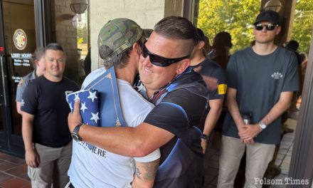 Folsom Police Officer Prociw signs off after 3 decades of service