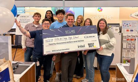 Vista del Lago High earns $20K Best Buy shopping spree through Intel competition