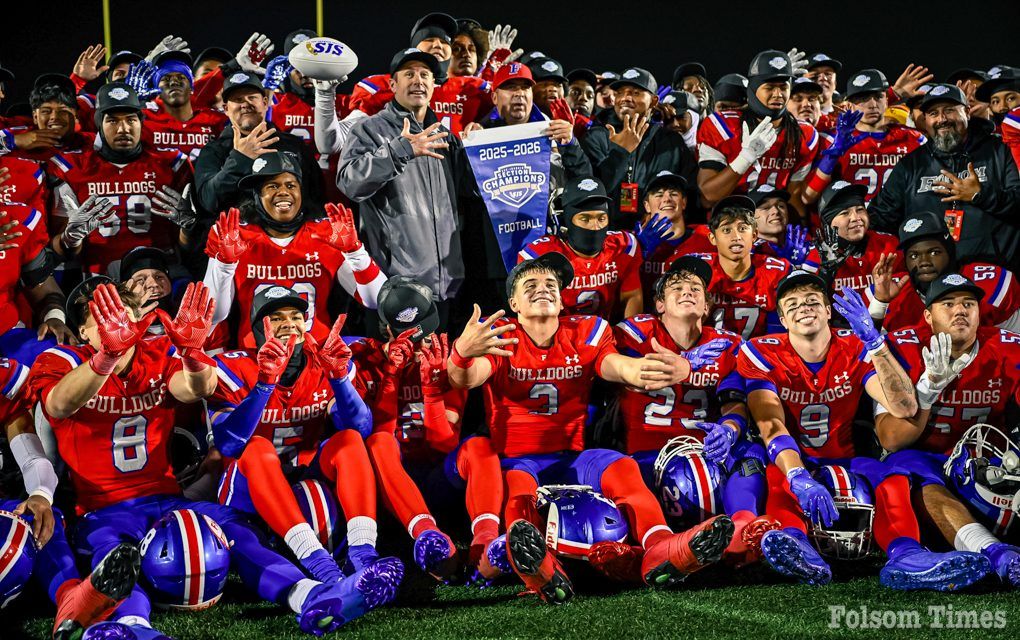 Folsom Bulldogs top Oak Ridge to claim 2025 CIF Section Title