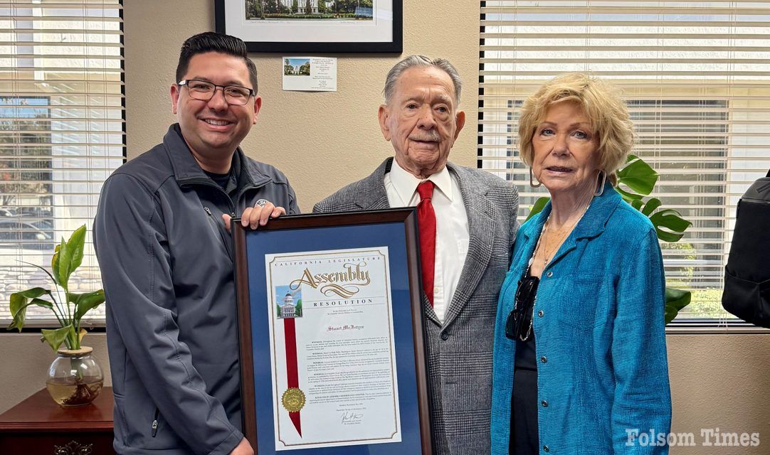 Assemblyman Hoover Honors 100 year old Stuart McIntyre as Veteran of the Year in Dist. 7