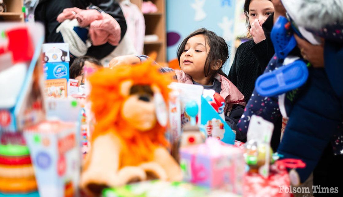 Christmas Around Town event invites community to give, receive hope Dec. 13