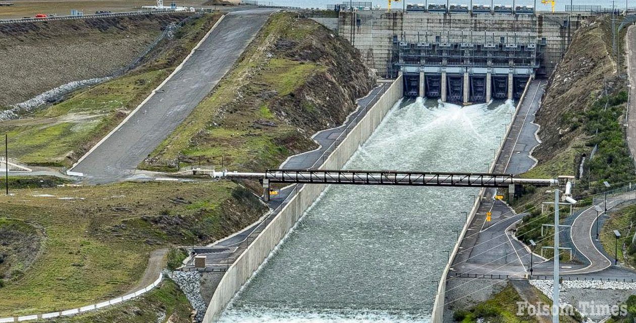 Recent storms lift Folsom Lake to winter benchmark, increasing releases