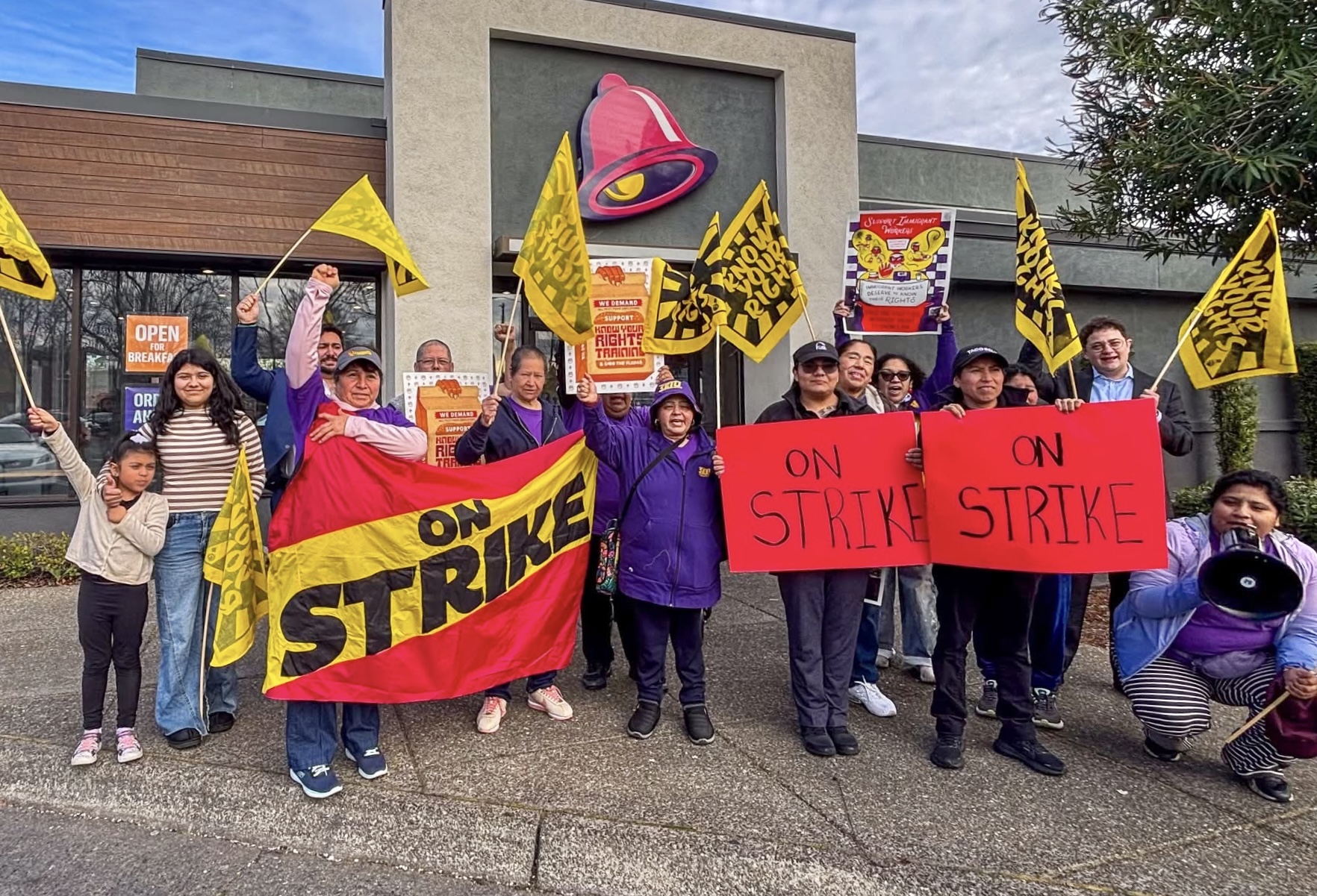 El Dorado Hills restaurant employees stage strike, picket over alleged racism,abuse
