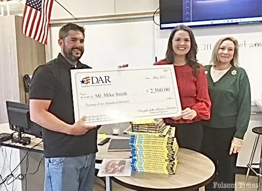 El Dorado Hills teacher receives National DAR grant award