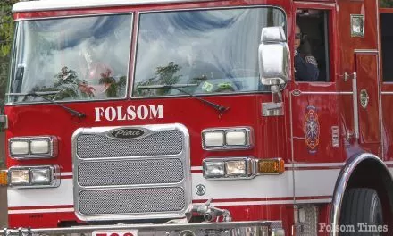 Folsom units respond to vegetation fire near Lake Natoma