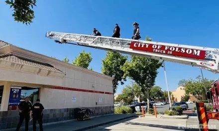 Folsom police, fire remove pipe wielding transient from rooftop 
