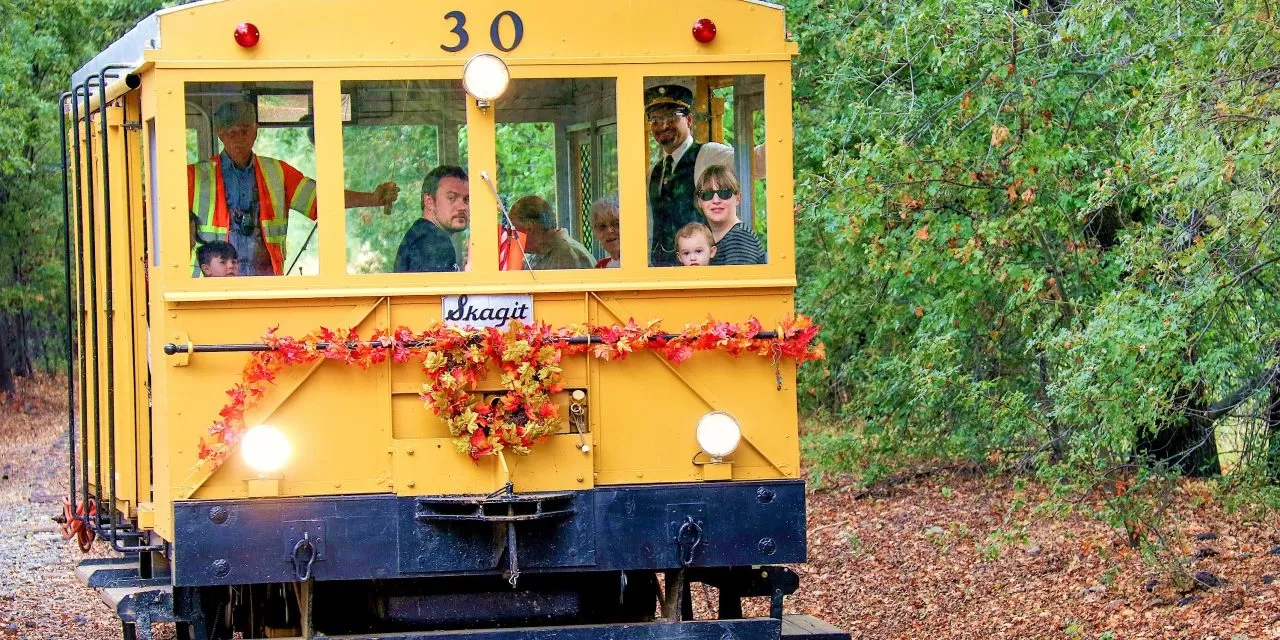 Historic Pumpkin Patch Flyer Train returns to Folsom rails