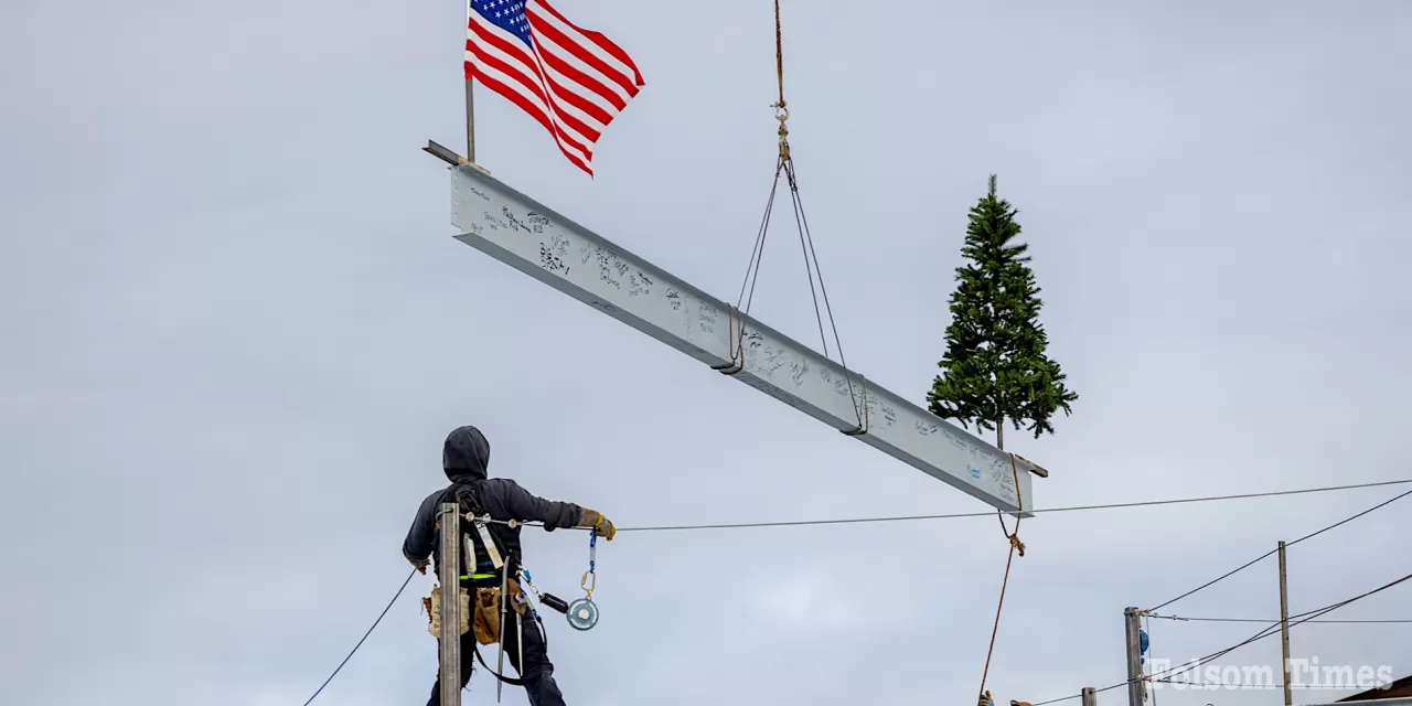Raise that beam! Folsom celebrates UC Davis construction milestone
