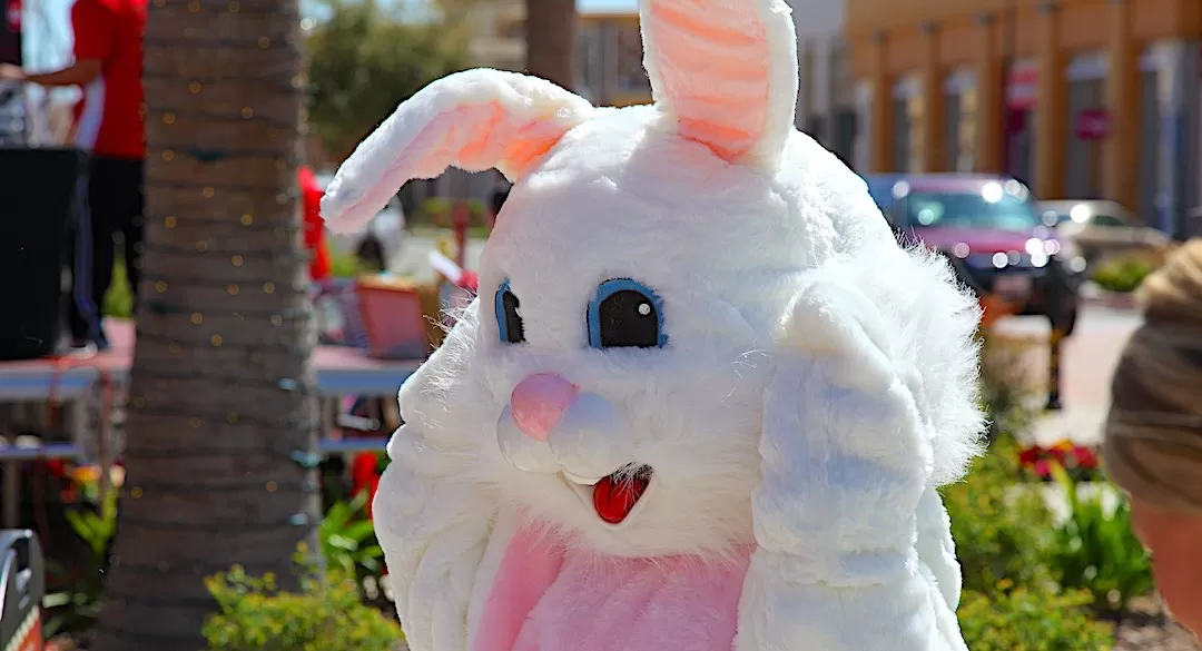 Easter Bunny to visit Folsom Palladio this Saturday