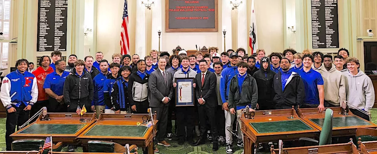 Folsom Bulldogs Football, Oak Ridge Cheer honored at State Capitol