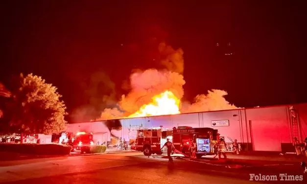 Two alarm fire burns commercial building in Rancho Cordova