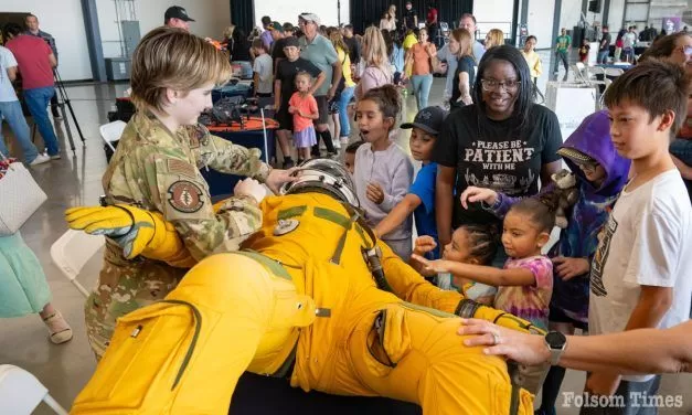 Students enjoy Destination Aviation STEM event hosted by Capital Airshow