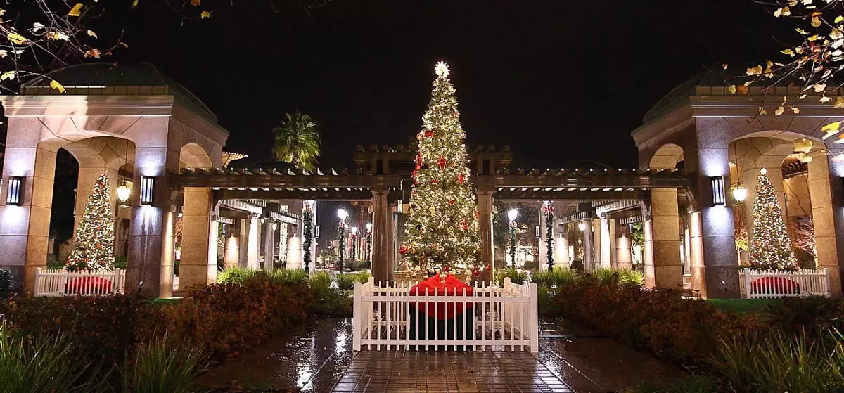 Folsom’s Palladio Mall kickstarts holidays with festivities, new tenants