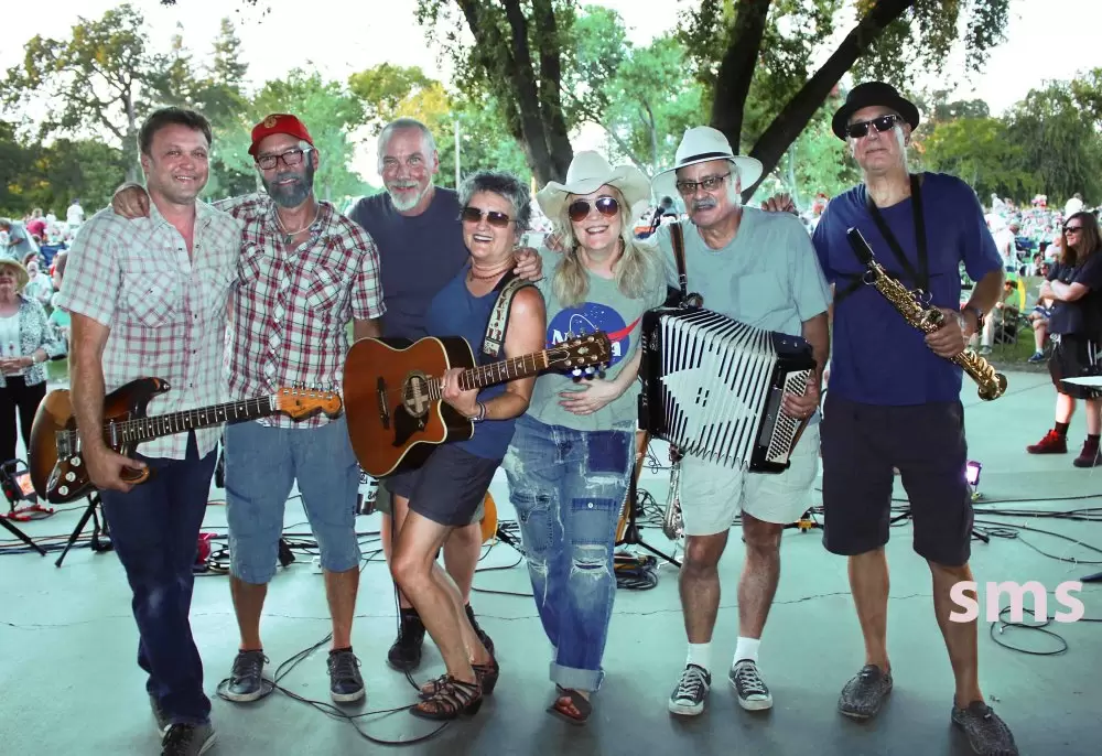 Mumbo Gumbo Stage Pic