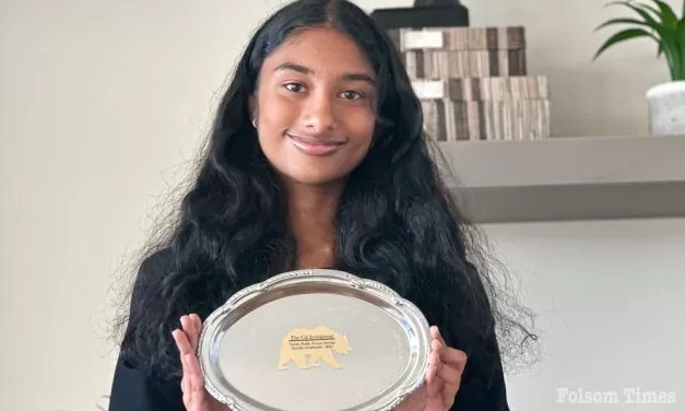 Vista del Lago’s Pasumarthi rises to national stage in Speech and Debate