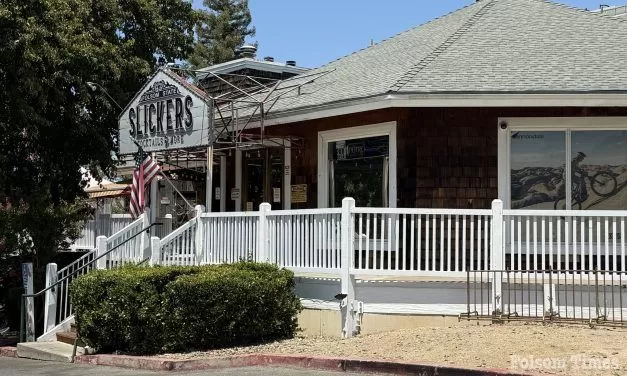 43 year old man arrested in Folsom bar altercation death case