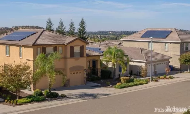 California Supreme Court hands victory to rooftop solar panel owners